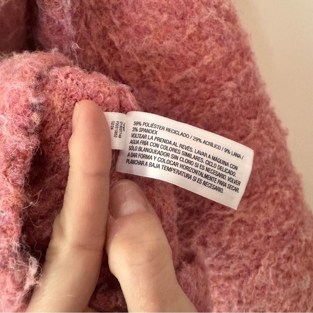 Fuzzy Sweater - Picture 5 of 6
